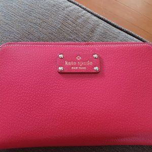 Kate Spade New York wallet